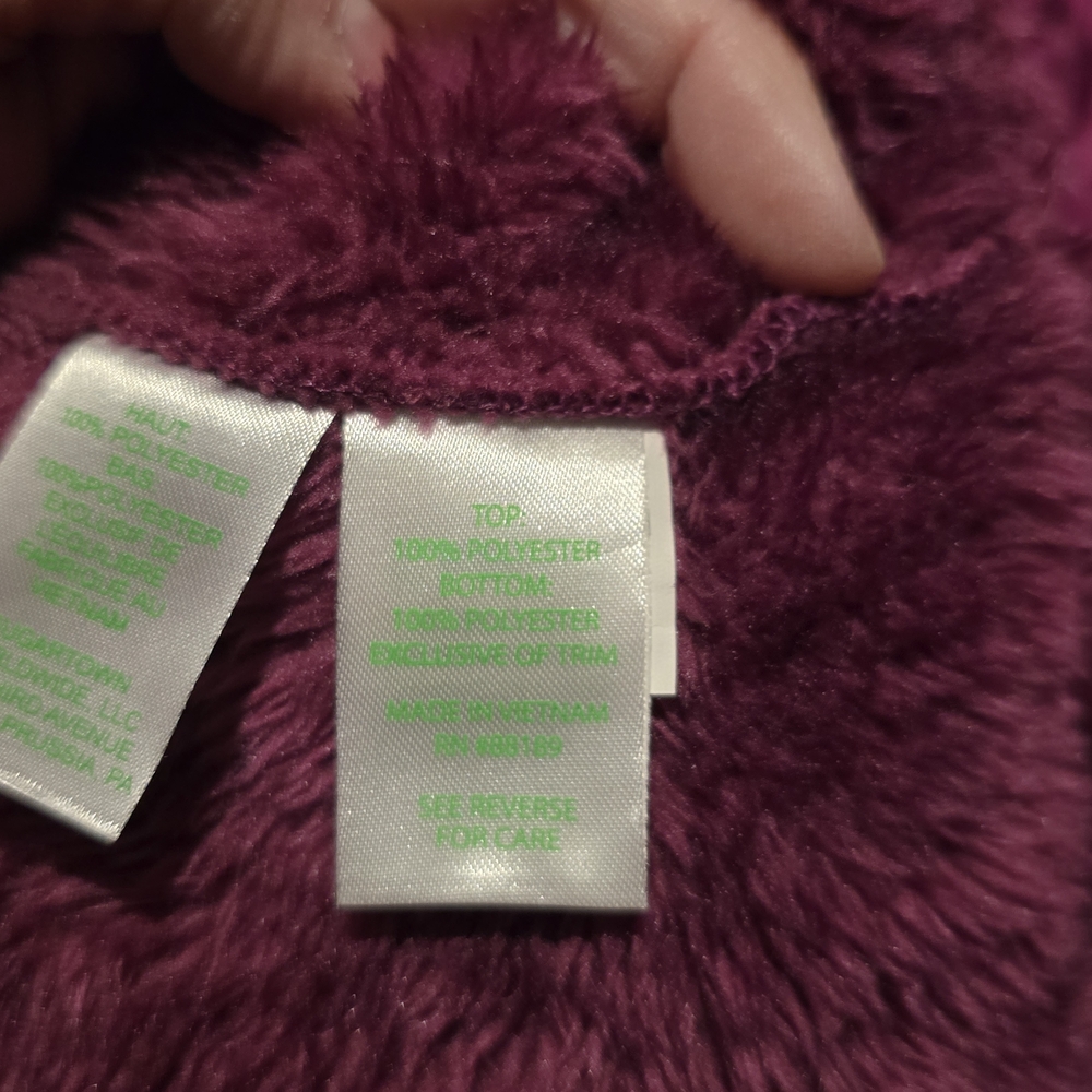 NWOT Lilly Pulitzer Size XXL sherpa Keala Popover in Amarena Cherry Pattern Play - Picture 8 of 9